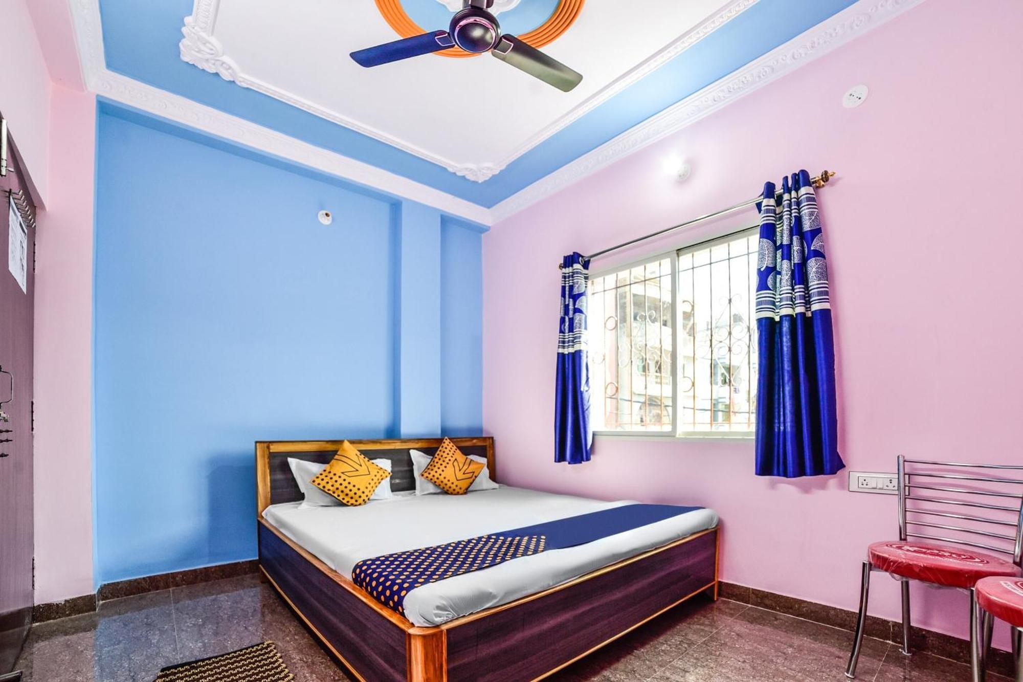 Spot On Devlok Guest House Patna  Bagian luar foto
