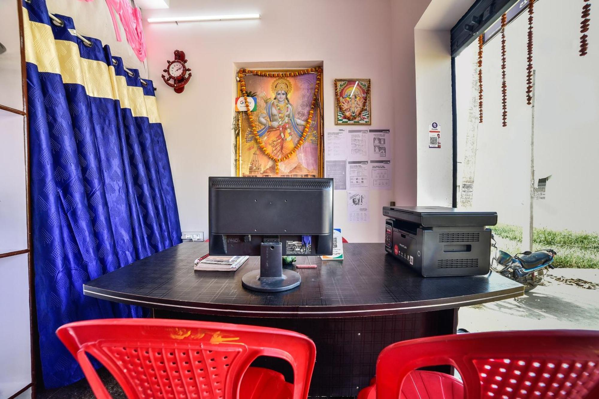 Spot On Devlok Guest House Patna  Bagian luar foto